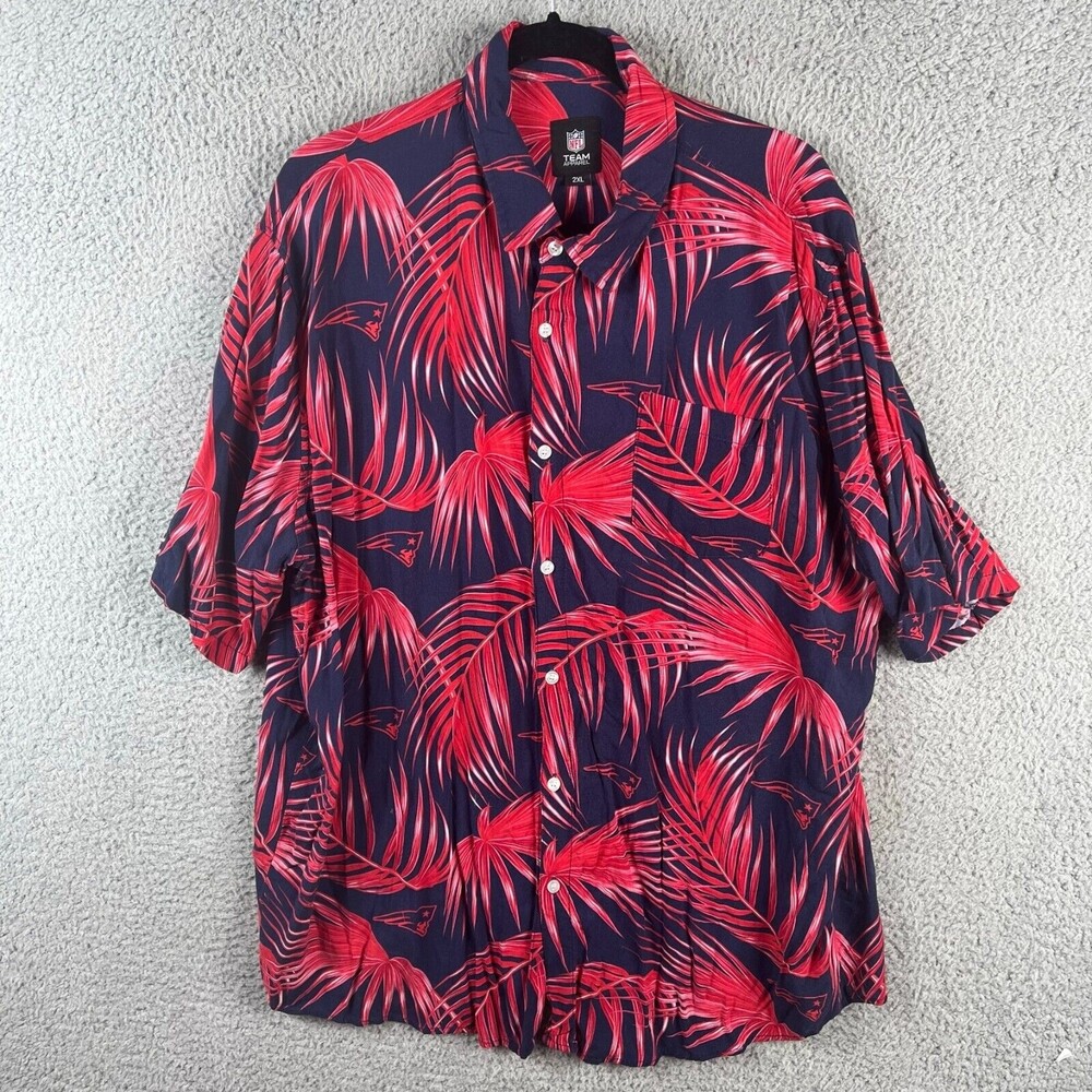 NFL NEW ENGLAND Patriots Shirt Mens 2XL Button Up Hawaiian All-Over Print Red
